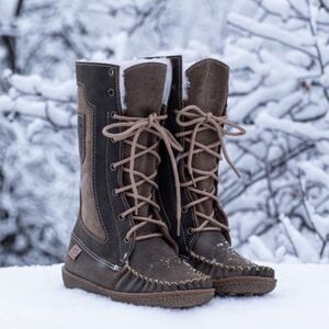 Laurentian Chief Brown Leather Sheepskin Mid-Calf Snowshoe Mukluks Women's Sz 11